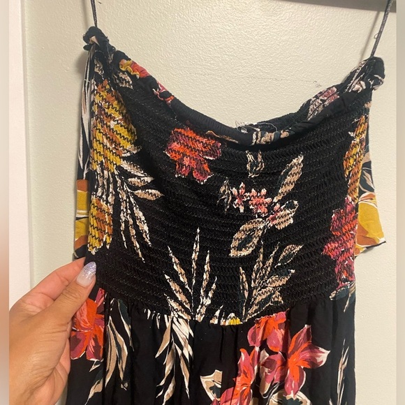 Anthropologie Brand Patrons of Peace Black Florals - Jumpsuit - Sleeveless - L - Picture 7 of 10